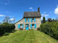 AHIN-SP-001842 Nr Gavray-sur-Sienne 50450 Detached 4 bedroom country house with potential B&B or Gîte and nearly 3/4 acre, 15 minutes from the Coast
